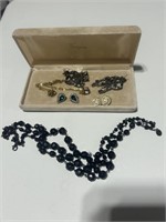 5 pc Jewelry in Box