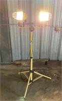 Double Halogen Shop Light on Stand