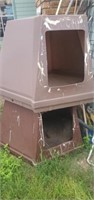 2 igloo dog house