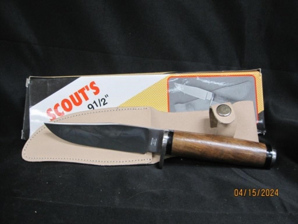 Boy Scouts Knife In Box