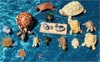 K - LOT OF COLLECTIBLE TURTLE FIGURINES (L55)