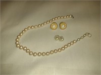 Pearls Necklace and Earings