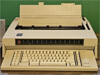 Vinatge IBM Electric Typewriter