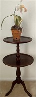 K - 29IN 2 TIER ROUND ACCENT TABLE (L24)