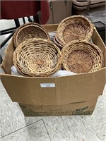 Approx. 100 wicker baskets