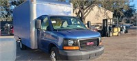 2005 GMC BOX TRUCK RUNS/MOVES