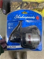 Shakespeare alpha 20 pound fishing reel