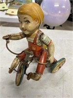 Kiddy cyclist, unique art