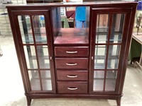 Gorgeous Red Oak Showcase with 4 Drawers