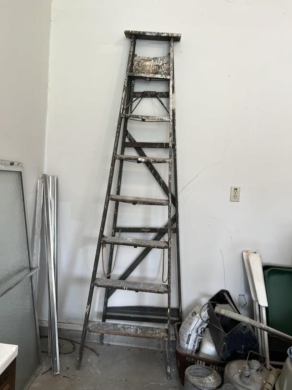 8ft Vintage Foldup Wooden Ladder