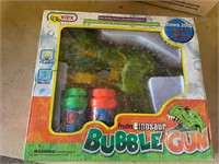 NEW Bubble Gun