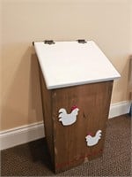 chicken theme wood bin