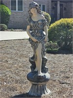 5' Concrete Lady Garden statue