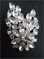 Beautiful 3 inch Kramer Rhinestone brooch