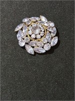 Kramer crystal brooch. Lilac color.