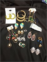 Great lot of costume earrings both clip on and