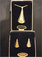 Van Doran diamond dust necklace and earrings