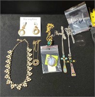 Group of great costume necklaces, earrings,