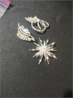 3 costume brooches including Sputnik by Avon