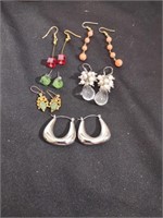 Group of 6 pair of pierced costume earrings