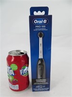 Brosse à dent électrique neuve Oral-B Pro 100