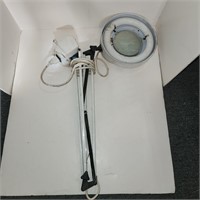 Vintage Magnifying Lamp