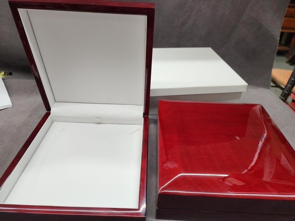 2 wood necklaces presentation boxes.  Look at the