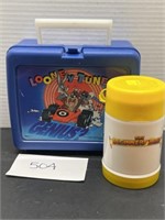 Vintage thermos looney tunes lunch box