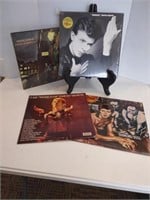 Group of 4 David Bowie records. Heroes, The Rise