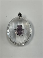CRYSTAL PENDANT APPLIED FLY DESIGN