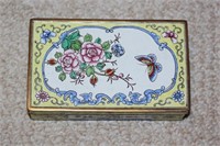 Antique / Vintage Chinese Enamel Box