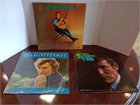 3 albums by Gordon Lightfoot