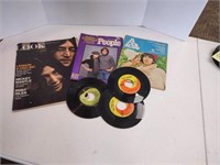 Lot of 3 Beatles 45 rpm records, Hullabaloo
