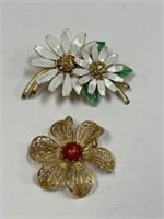 LOT OF 2 FLOWER PINS WHITE ONE IS SIGNED BSK