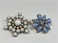 LOT OF 2 VINTAGE BROOCHES