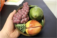 A 3 Dimensional Fruit Bowl with Fruits