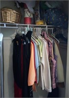 V - MIXED LOT OF WOMEN'S CLOTHING & MORE (R8)