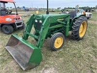 119. John Deere 850 Tractor