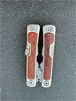#2375 Leatherman type pocket tool