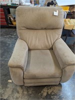 Very Nice and Comfy Recliner - Like New