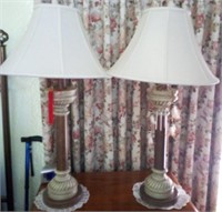 V - PAIR OF MATCHING TABLE LAMPS (M2)