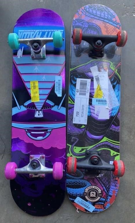 2 Skateboards
