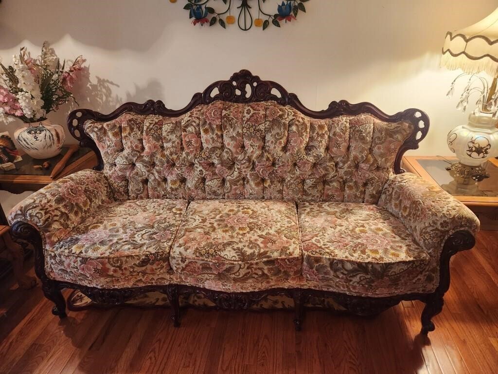 Sofa - excellent condition