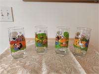 McDonalds Peanuts Camp Collection Drink Glasses.