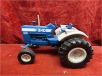 Ertl Ford 8600 tractor.