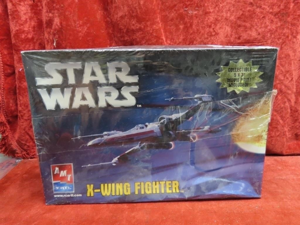 New AMT Star Wars X-wing fighter model.