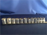 SNAP-ON SOCKETS 1/2 DRIVE. UP TO 1 1/8 INCH