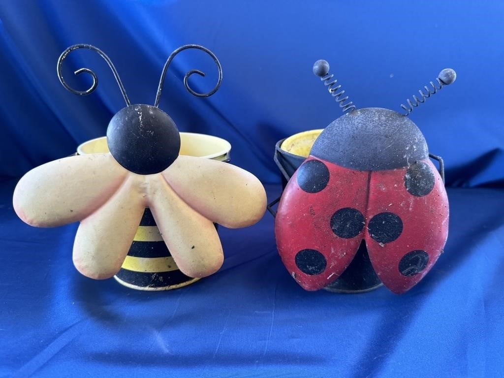 2 ADORABLE PLANTERS. BUMBLE BEE AND LADY BUG