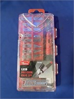 TOOL SHOP 15 PIECE LED PRECISION KNIFE SET IN CASE