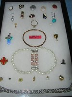 Group of misc. costume jewelry and pieces
